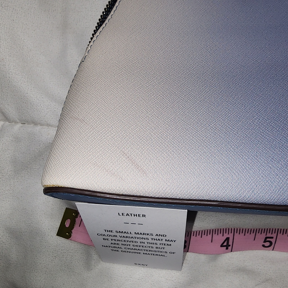 DKNY Ombre Blue/White Pouch - Picture 7 of 11